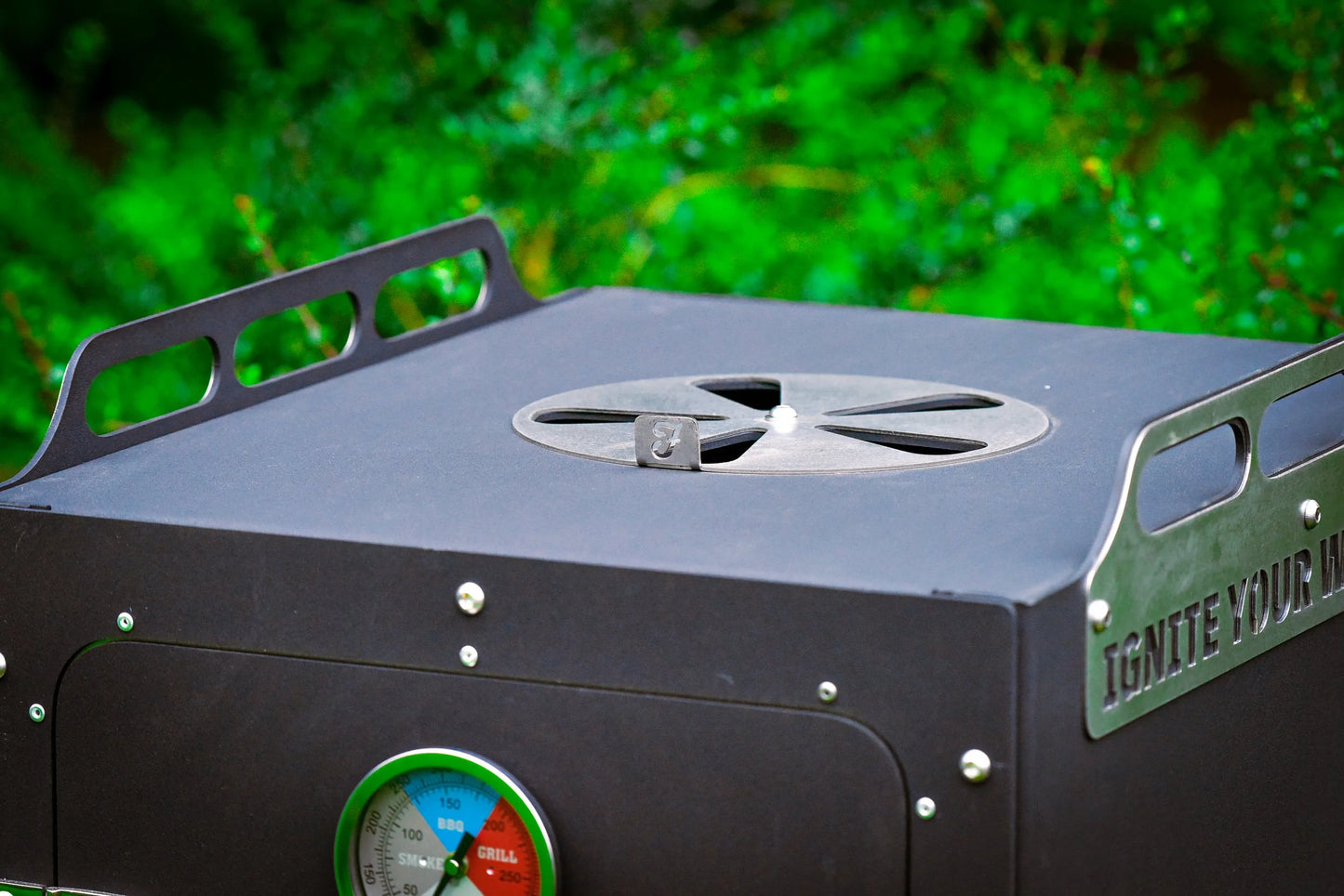 All-in-one Smoker / BBQ oven